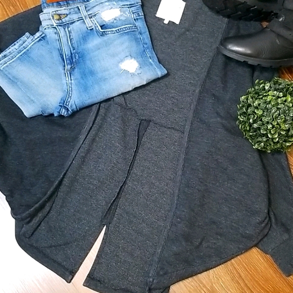 ✨️HOST PICK✨️Alternative Cocoon Cardigan Sweatshirt, M/L ~ EUC - Picture 6 of 6